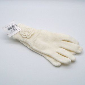 Giftware Acrylic Wool White Gloves with Flower